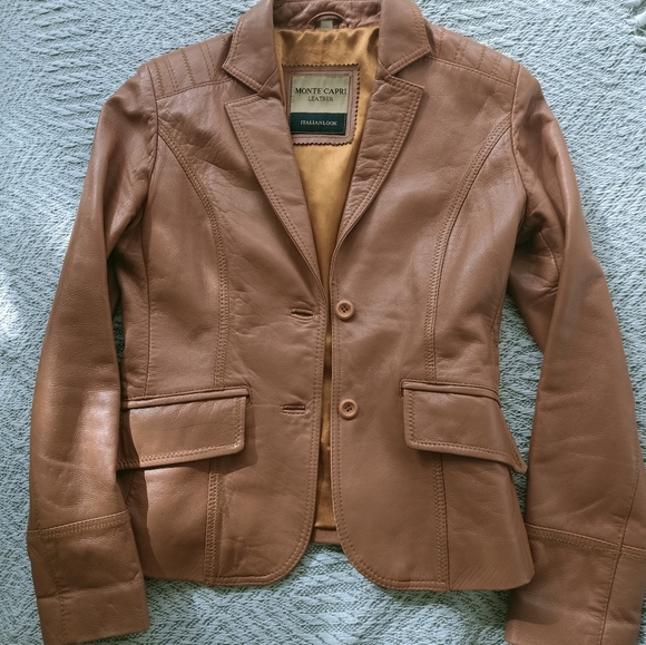 Leather jacket size 8 - Picture 5 of 7